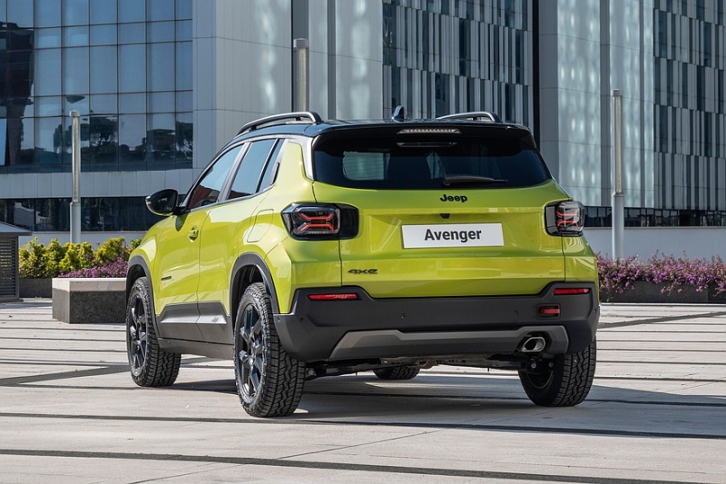 Кроссовер Jeep Avenger для Европы: рестайлинг и новая спецверсия