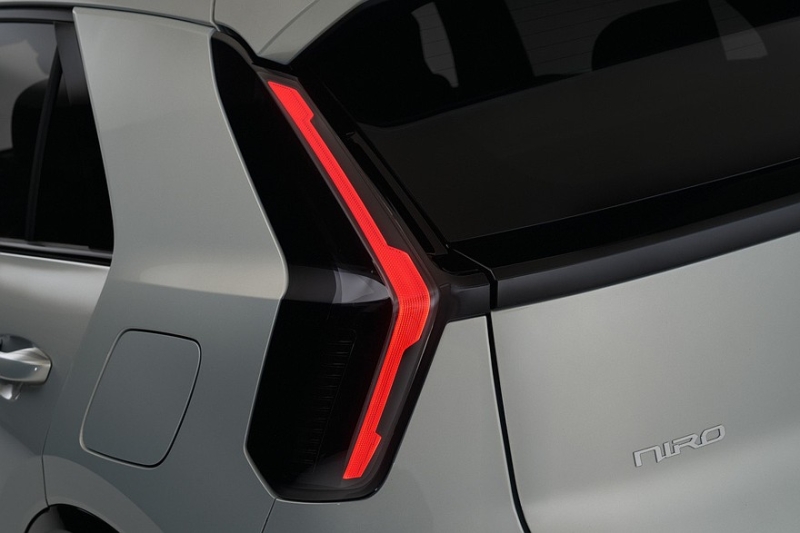 Кроссовер Kia Niro для Европы: рестайлинг и сокращение гаммы