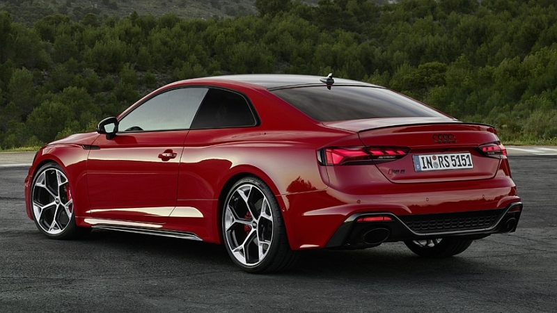 Новое купе Audi RS5 (B10): каким оно может быть