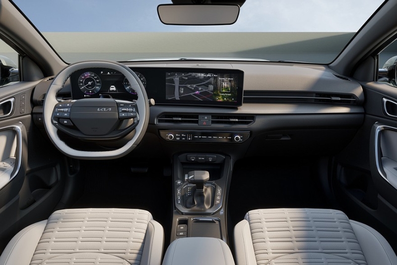 Паркетник Kia XCeed продолжит карьеру с новым стилем: официальные фото