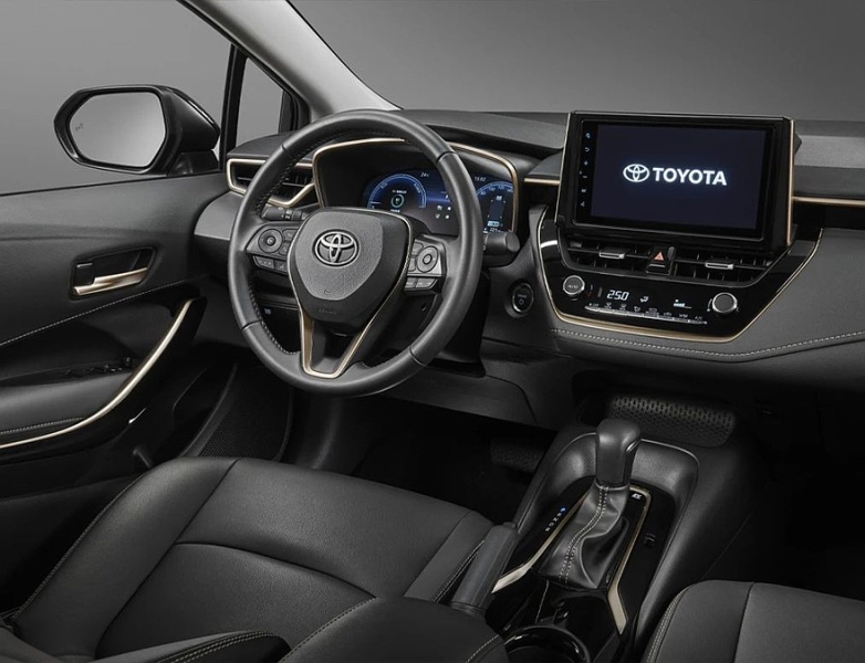 У автомобилей семейства Toyota Corolla появились юбилейные спецверсии