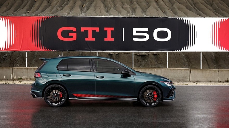 Volkswagen Golf GTI Edition 50: новый рекорд Нюрбургринга среди машин с передним приводом
