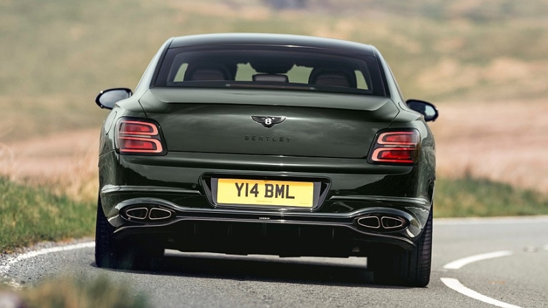 Bentley Flying Spur: новое поколения через два года после старого и возвращение версии S