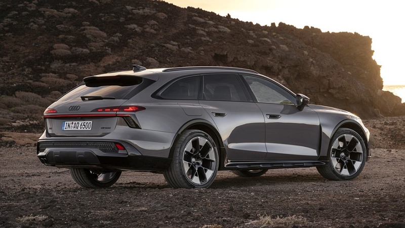 Новый Audi A6 allroad: раздутый кузов, тоскливый салон и тотальная гибридизация