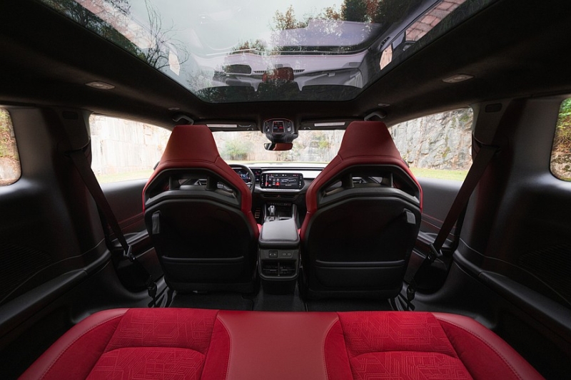 Новый Dodge Charger добрался до Европы, цена известна
