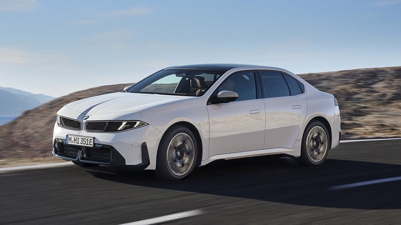 Новый седан BMW i3 поступил в продажу в &laquo;приветственной&raquo; версии