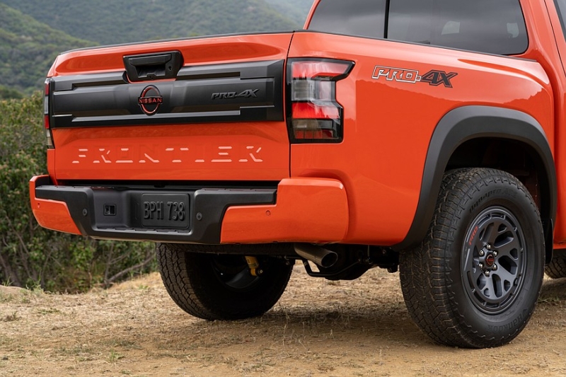 Рамный пикап Nissan Frontier обзавёлся юбилейной спецверсией