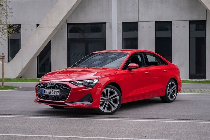 Семейство Audi A3 ещё раз обновили: табло и кое-что ещё