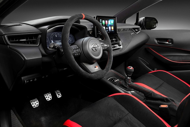 Toyota GRMN Corolla: новая хардкорная версия хот-хэтча, «закалённая» на Нюрбургринге