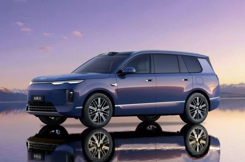 Флагман за флагманом: на подходе большой кроссовер BYD Sealion 08