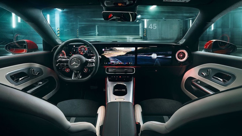 Новый Mercedes-AMG CLA 45: 680-сильная трёхмоторная установка, 2,7 секунды до &laquo;сотни&raquo;