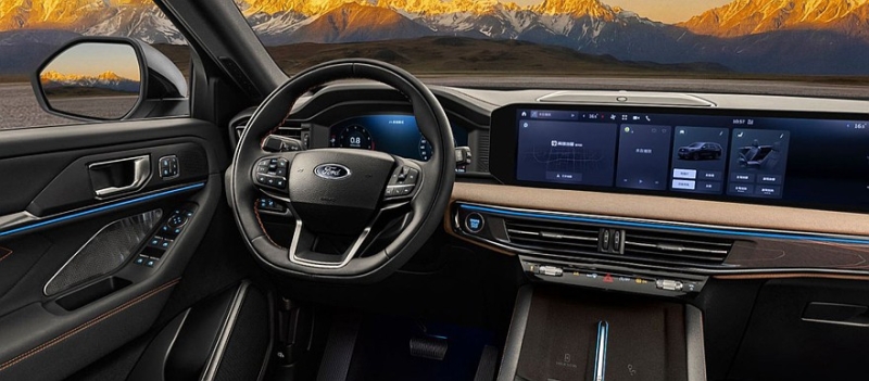 Обновлённый Ford Explorer выходит на китайский рынок, цена известна