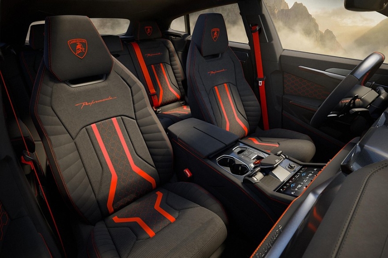 Рассекречен самый мощный серийный кроссовер Lamborghini &ndash; Urus SE Performante
