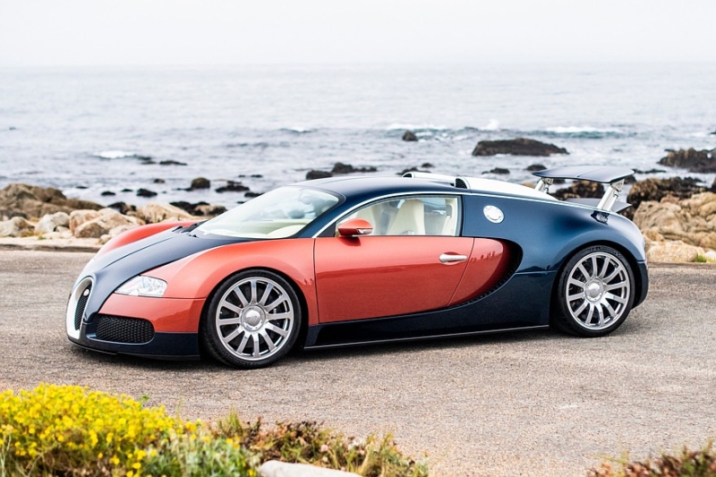 Bugatti представила полностью отреставрированный и слегка облагороженный Veyron