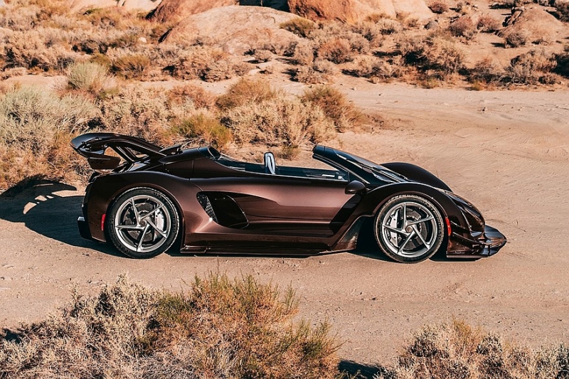 Czinger 21C Spyder: две съёмные крыши и ещё больше аддитивных технологий в конструкции