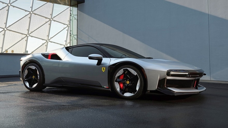 Ferrari CZ26: эстетика 1970-х и современная гибридная силовая установка