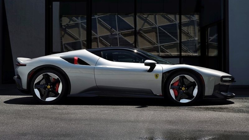 Ferrari CZ26: эстетика 1970-х и современная гибридная силовая установка