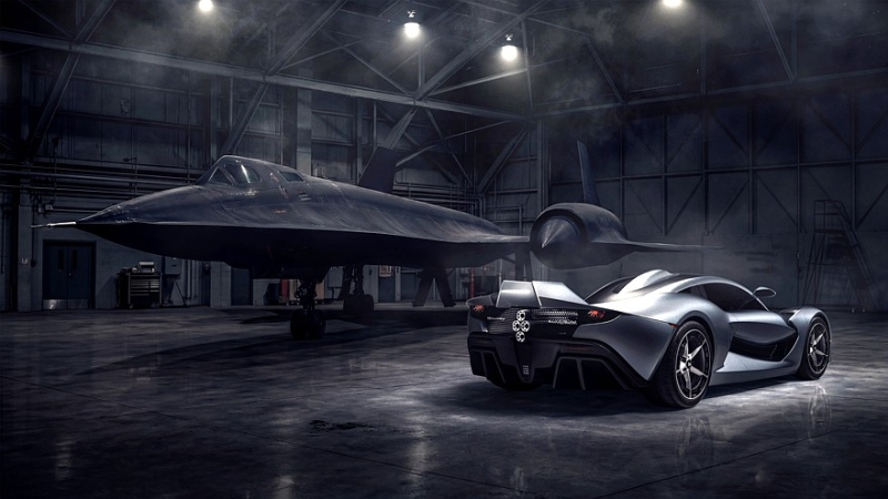 Hennessey Blackbird: аналоговый суперкар в авиационном стиле с атмосферным V8 и МКП