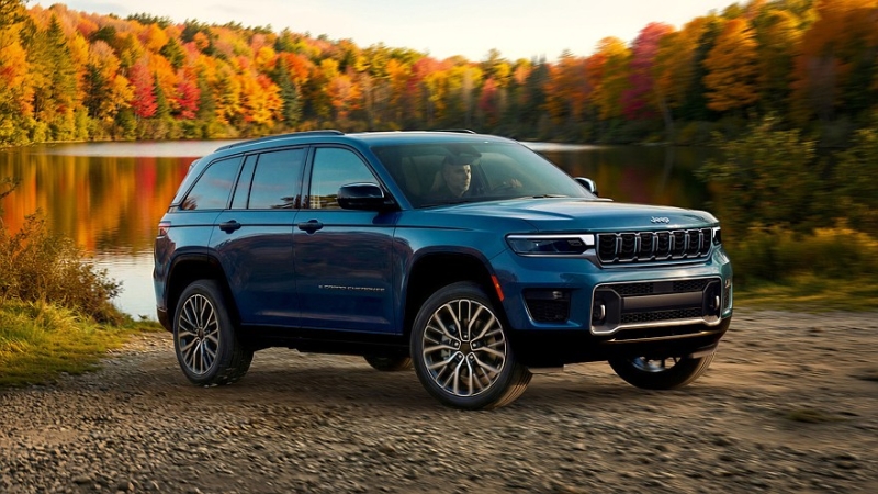 Jeep Grand Cherokee получил несколько обновок и слегка подорожал