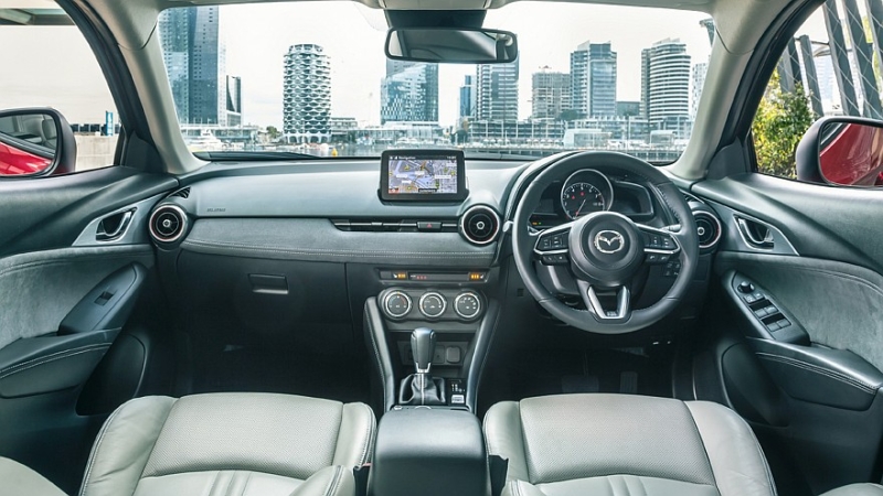 Новый кроссовер Mazda CX-3: первые изображения