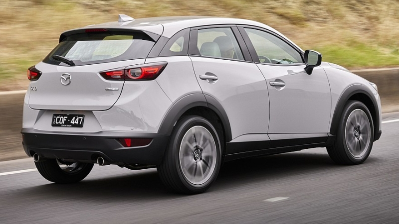 Новый кроссовер Mazda CX-3: первые изображения