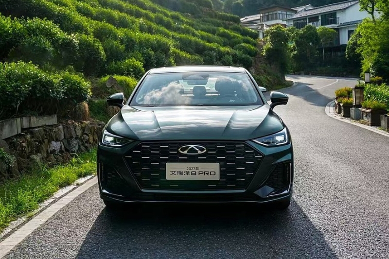 Обновлён седан Chery Arrizo 8 Pro. В России модель появится под маркой Tenet