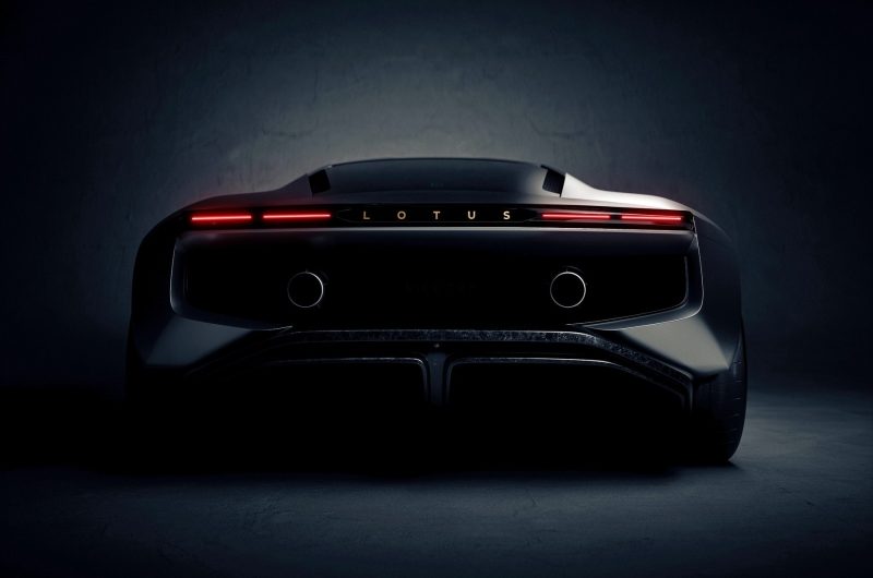 Подробности о преемнике Lotus Esprit: двигатели V6 и V8, масса 1,5 т и водитель по центру