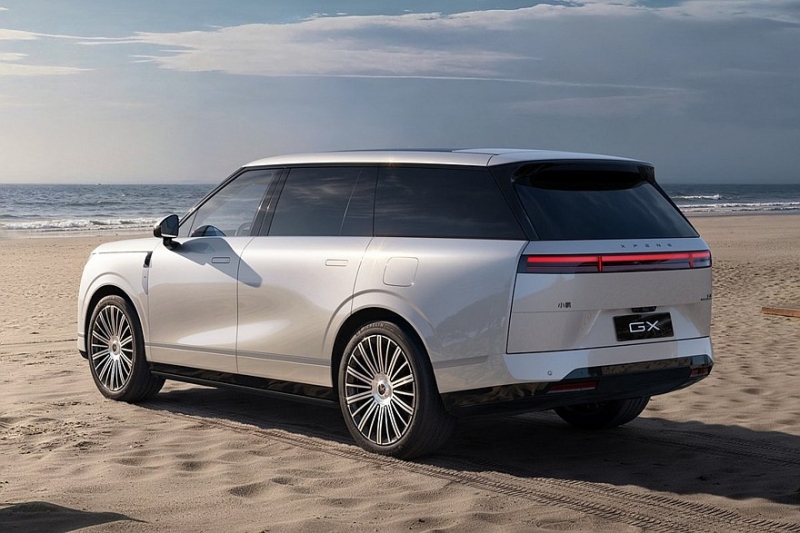 Показан кроссовер Xpeng G9L &ndash; младший брат флагманского Xpeng GX