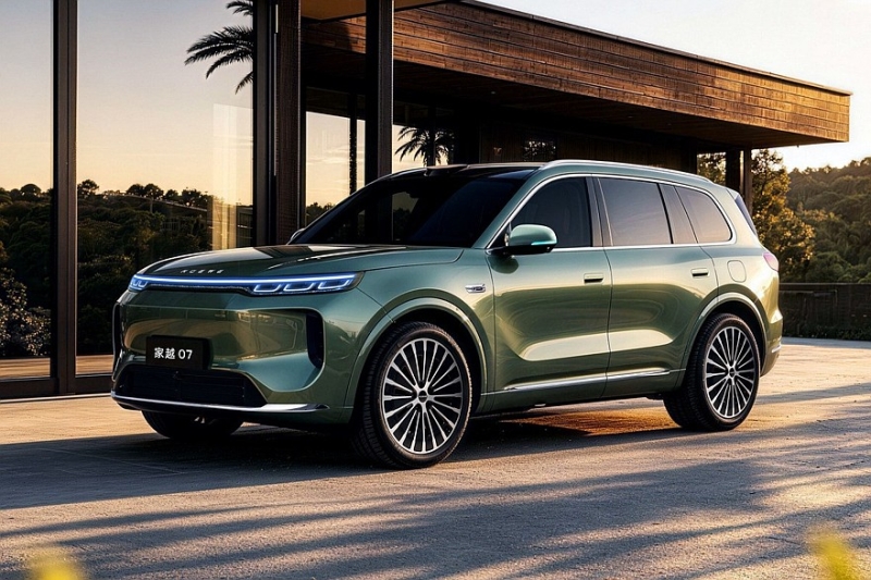 Roewe Jiayue 07: дизайн от бывшего стилиста BMW и VW, богатое оснащение, недорого