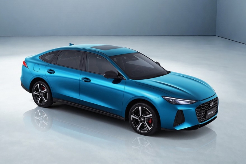 Седан Chery Arrizo 7 возвращается: первые официальные фото