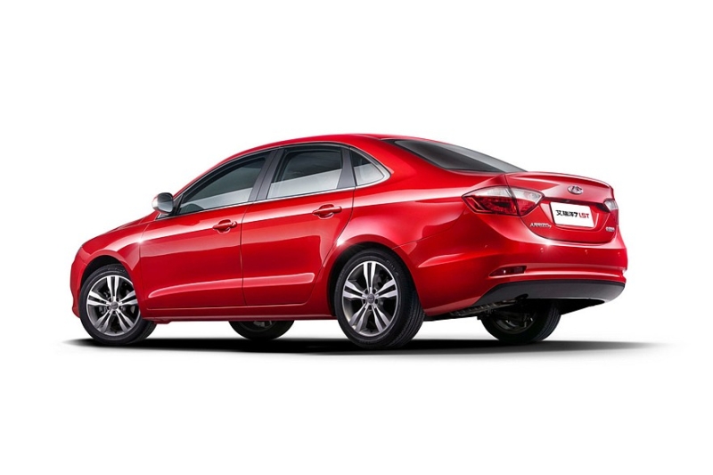 Седан Chery Arrizo 7 возвращается: первые официальные фото