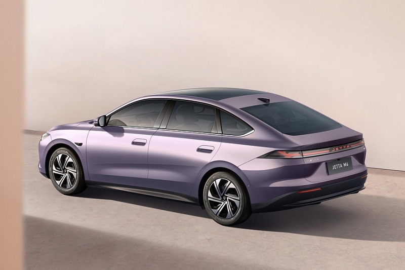 Седан Jetta M6 показался на официальных изображениях