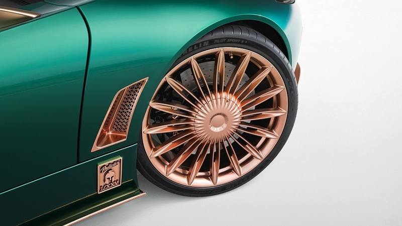 Spyker C8 Preliator XXV Coupe: узнаваемый дизайн, золотая отделка, мощный V8 и МКП