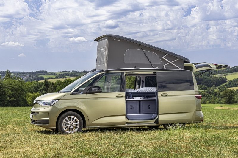 Volkswagen показал предвестников новых кемперов California Beach и ID. California Cruise