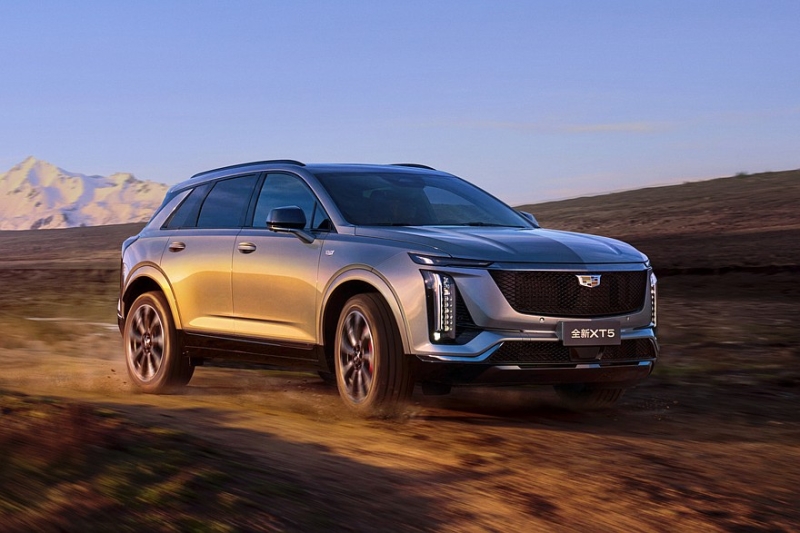 &laquo;Второй&raquo; Cadillac XT5 с новой начинкой: скоро в продаже