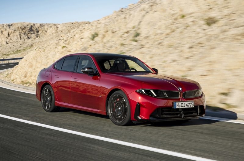 Баварцы наконец полностью рассекретили бензиновый седан BMW 3 series нового поколения