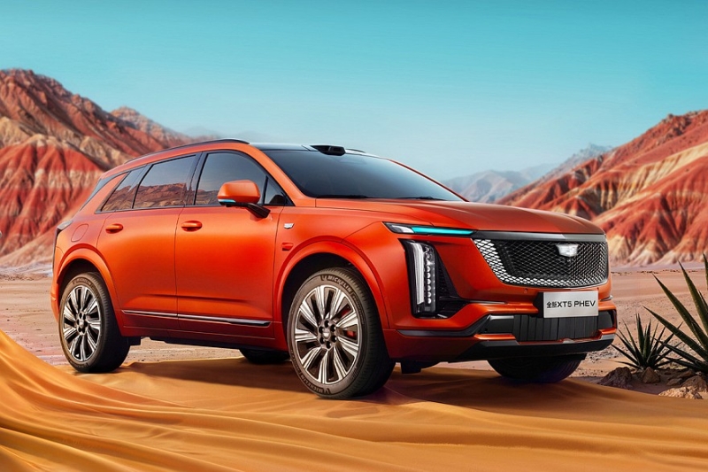 Cadillac XT5 второго поколения: новая начинка, другой дизайн, автопилот и кое-что ещё