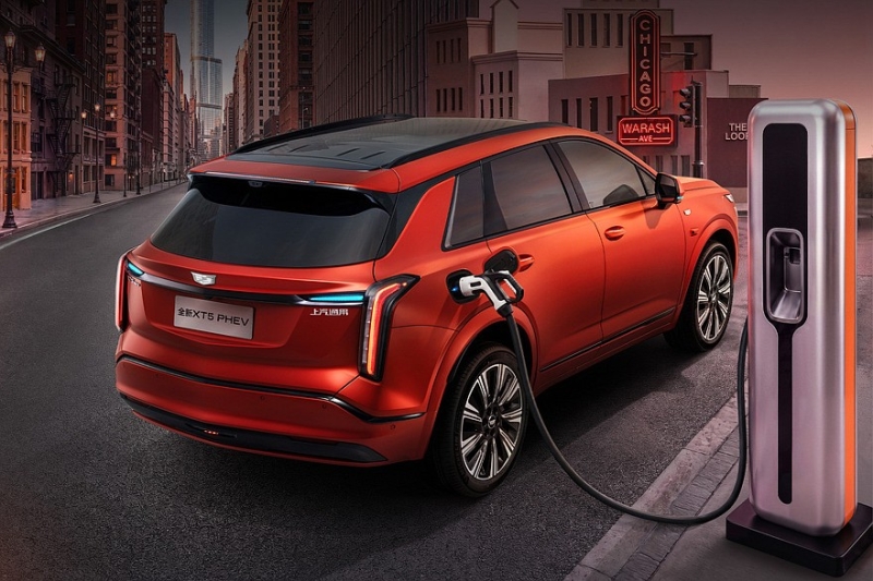 Cadillac XT5 второго поколения: новая начинка, другой дизайн, автопилот и кое-что ещё