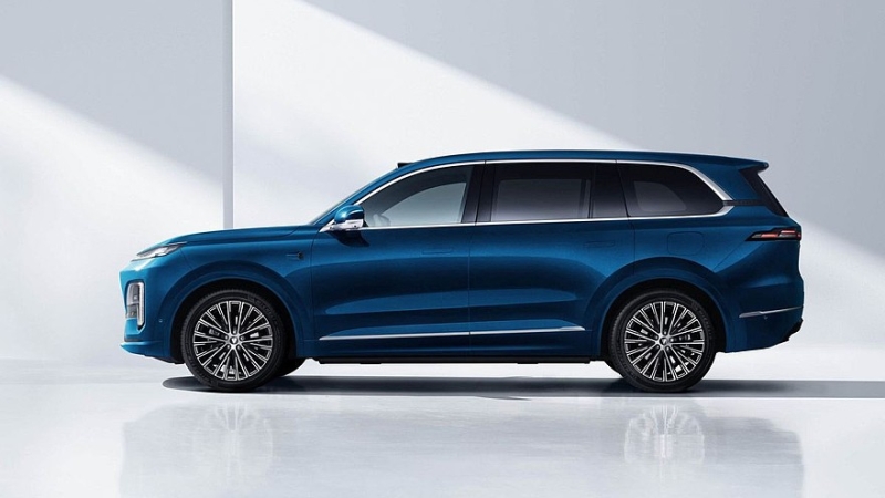 Changan анонсировал большой кроссовер Deepal S09 для российского рынка