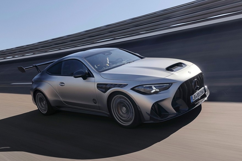 Mercedes-AMG CLE 646 Spezialanfertigung: облегчённый кузов, мощный V8 и задний привод