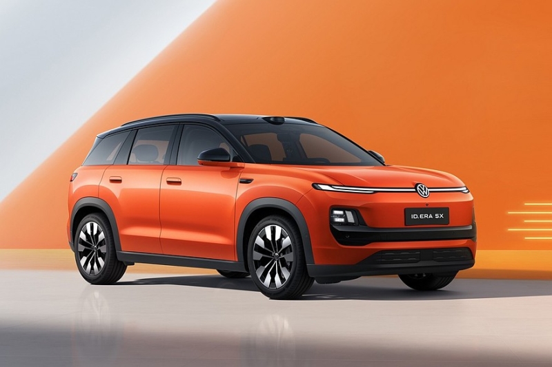 Младший кроссовер Volkswagen ID.Era 5X готовится к старту продаж: показан интерьер