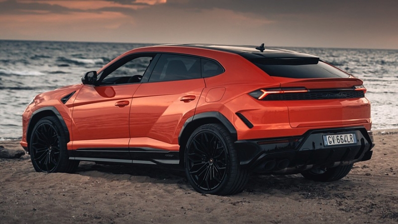 Новый кроссовер McLaren: первые изображения
