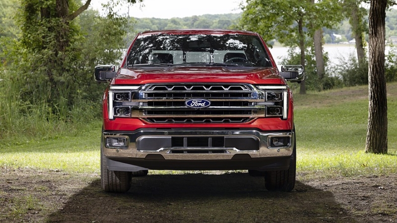 Посвежевший Ford F-150 получил другой базовый мотор и новую версию Carhartt