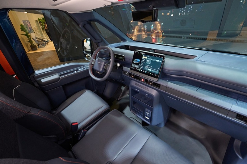 Рассекречен Kia PV7, который поборется за покупателей с Ford E-Transit Custom