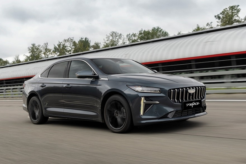 Бизнес-седан Geely Preface получил в России &laquo;придушенный&raquo; мотор: объявлены цены