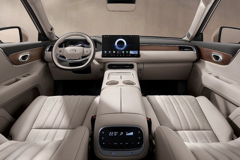 Флагманский кроссовер GAC S9 приготовился к старту продаж в России