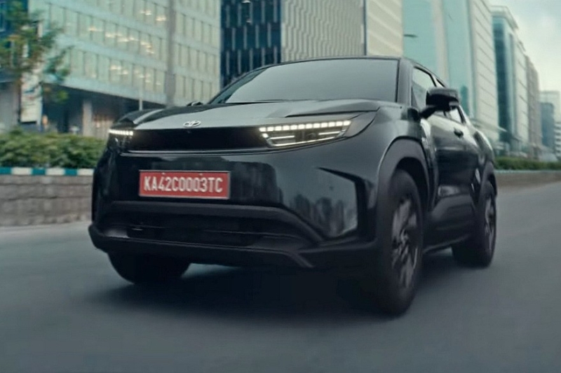 Гамму Toyota пополнил паркетник Urban Cruiser Ebella на базе Suzuki