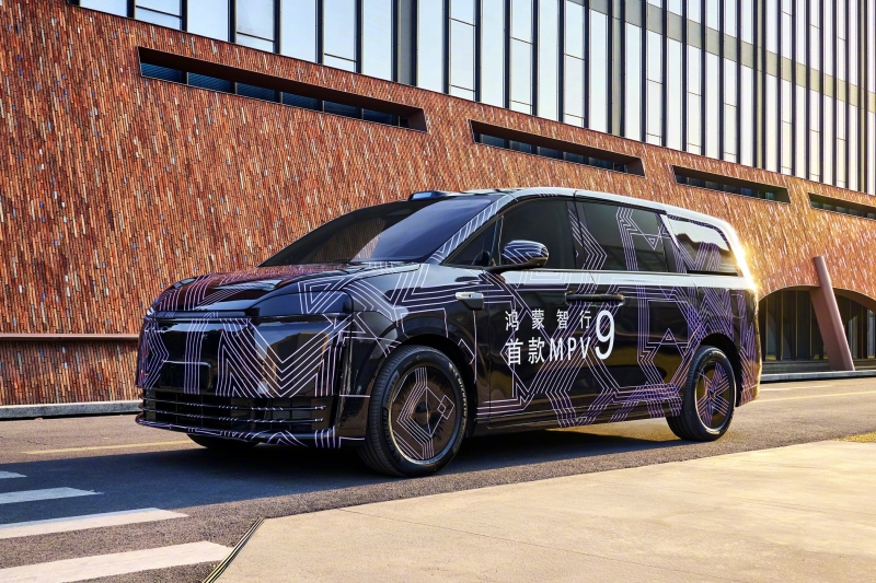 Huawei и Chery готовят к премьере минивэн Luxeed V9, который поборется с Zeekr 009