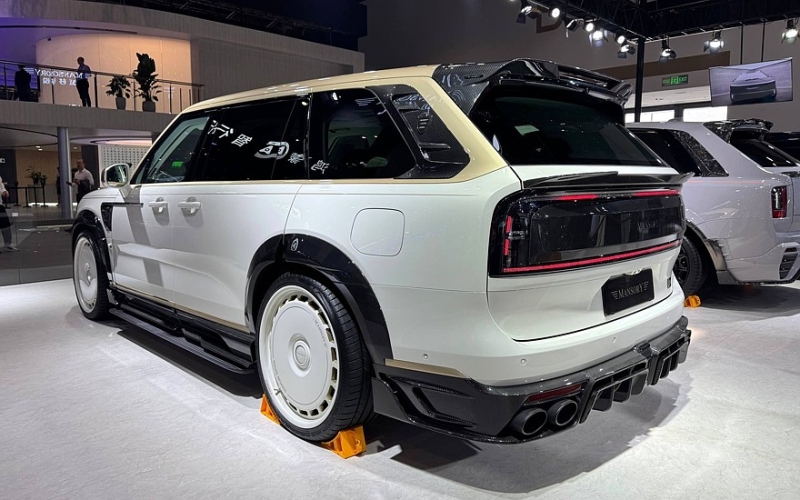 Mansory добралась до &laquo;китайцев&raquo; и сделала царский Zeekr 9X