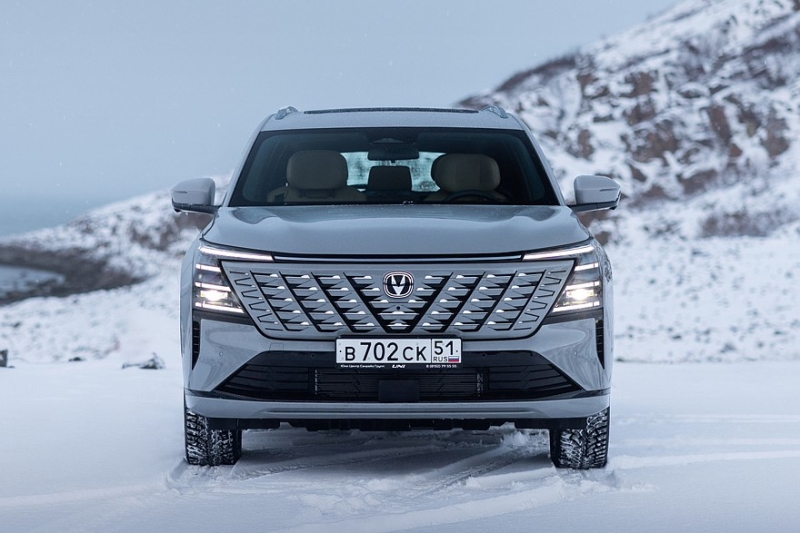 Новый Changan CS75 Plus стартует в России с топовым мотором и полным приводом: объявлены цены